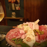 Basoli Comida