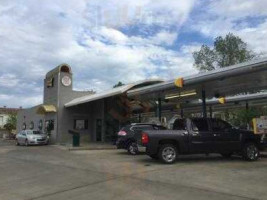 Sonic Drive-in inside