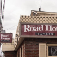 Road House Tavern food