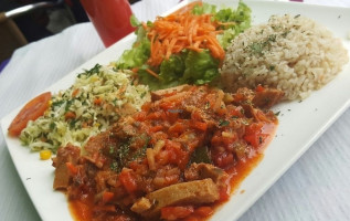 Oasis Vegetariano Marques De Sa Da Bandeira food
