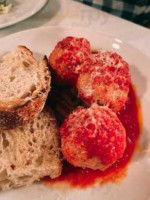 Isabelleas Osteria food