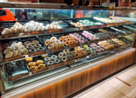 Dunkin Donuts (hillion Mall) food
