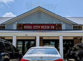 Steel City Pizza outside