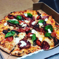 Capitani's Wood Fired Pizzeria food