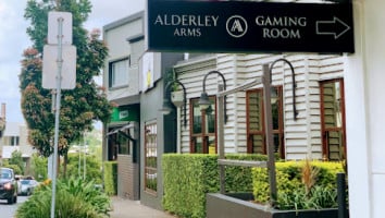 Alderley Arms outside