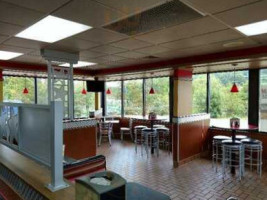 Hardee's inside