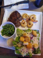 Tin Cup Sports Grill food