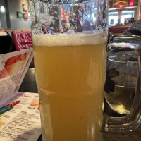 Red Robin Gourmet Burgers And Brews food