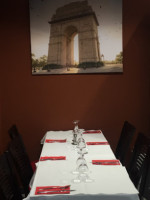 Taj Mahal A Boulogne Billancourt food