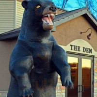 Bears Den Sports Eatery food