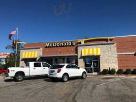 Mcdonald's outside