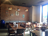 The Healthy Plate Cafe inside