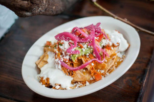 Tinga Modern Mexican food