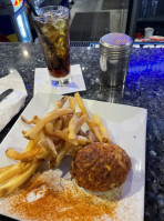 Seven Sports Grille food