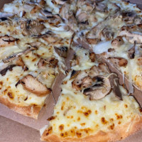 Domino's Pizza Levallois-perret food