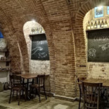ღvino Underground Dentro
