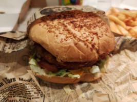 El Dorado Burger Kebab inside