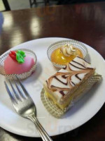 Paris Bakery Cafe food