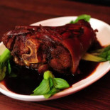 Beijing Dumpling Dentro