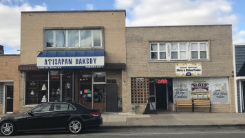 Atizapan Bakery And Gaming Cafe outside