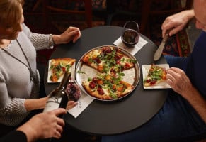 Sonoma Retail Wine Bar and Boutique food