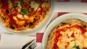 Trattoria E Pizzeria Da Ciro E Cosimo food