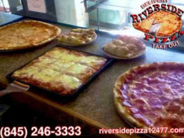Riverside Pizza food