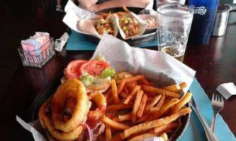 Wheel House Tavern food