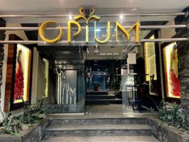 Opium outside