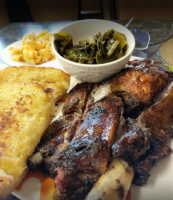 Papa Jay's Southern Quezine food