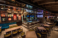Hard Rock Cafe London inside