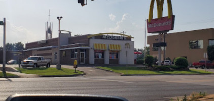 Mcdonald's outside