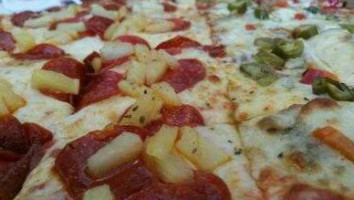 Ferentino's Pizzeria East food
