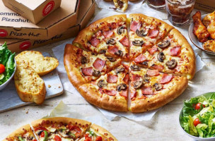 Pizza Hut food