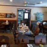 Rick's Tavern Dentro