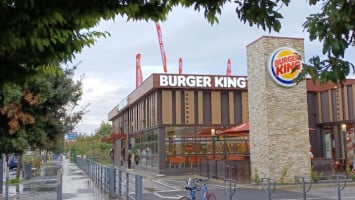 Burger King outside