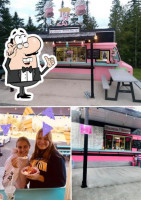 Pinky's Roadside Diner outside