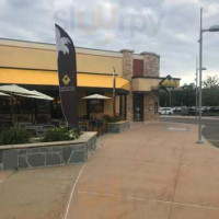 California Pizza Kitchen Smith Haven Mall Priority Seating food
