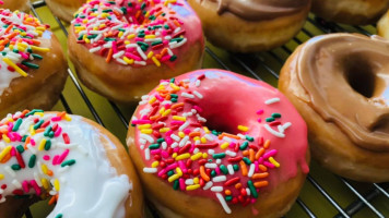 Daylight Donuts Pell City, Al food