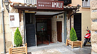 Taperia Amalu outside