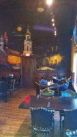Old Vilnius Cafe Deli inside