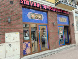Stambul Turecki Kebab outside