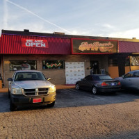Dabomb Sports Grill outside