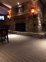 The Bend Pub And Grill At The Ramada South Bend inside