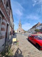 Friterie Chez David Et Marie outside