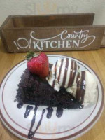Country Kitchen Llc food