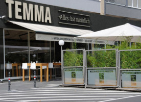 Temma Deli & Cafe inside