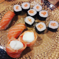 Tiba Sushi food