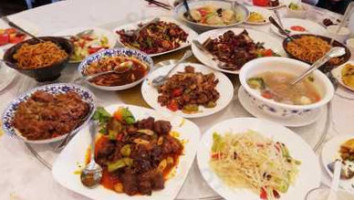 Family China Bistro food