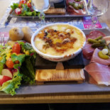 Le Pierrier Comida